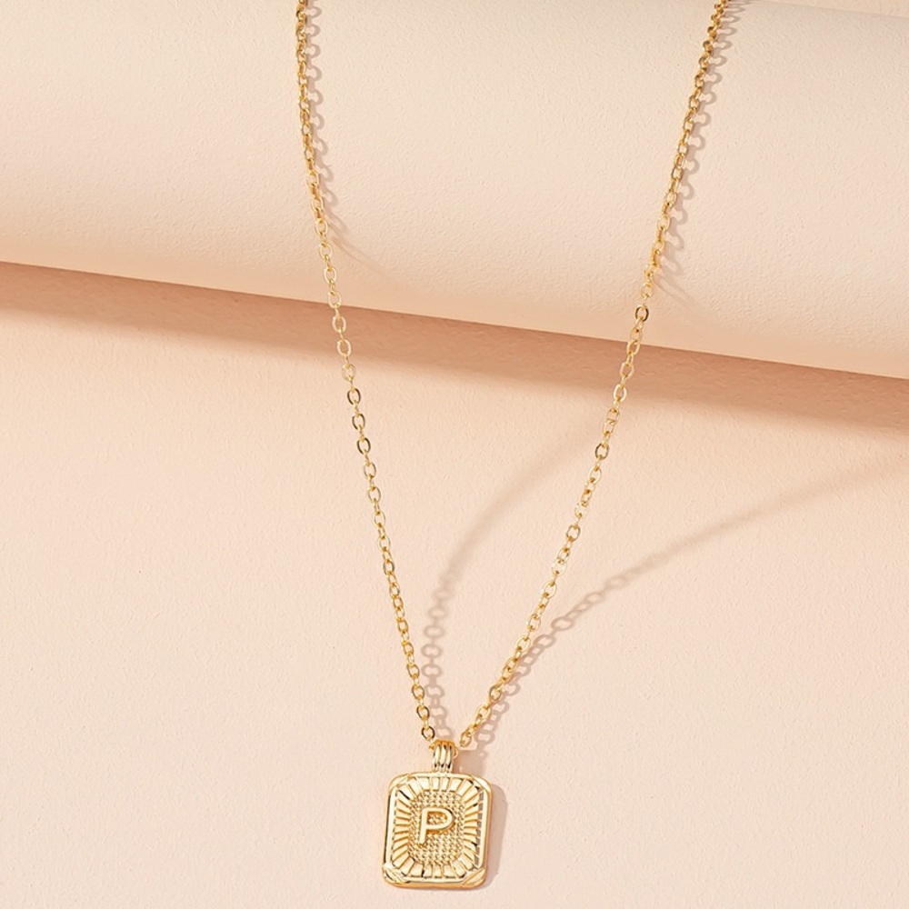 Simple square letter pendant necklace P